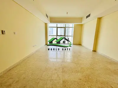 Spacious 1BR Road View High Floor Vacant Now