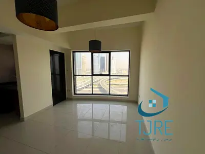 شقة بغرفة نوم واحدة | برج إسكان مارينا | إطلالة على المدينة والطريق