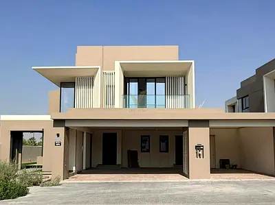 4BR VILLA WITH MAID / DRIVER'S ROOM | SINGLE ROW