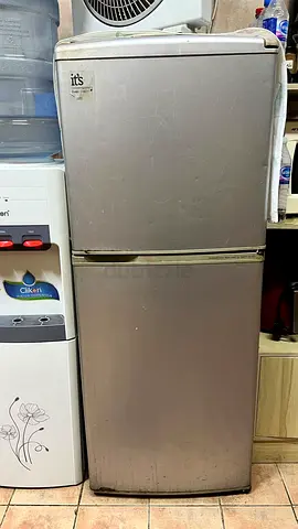 Used 2-door Silver Refrigerator - Compact Top Freezer