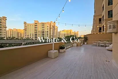 Exclusive | Upgraded | Terrace + Park View