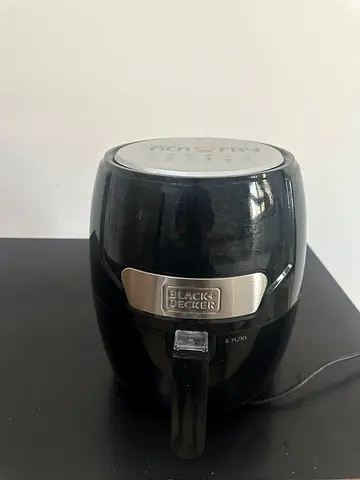 Black+Decker Compact Air Fryer - Good Working Condition