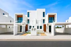 6608 Sqft Plot | Waterfront | Area Specialist
