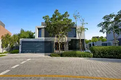 SUPER DISTRESS DEAL | STAND ALONE VILLA | 5 BEDROOMS + MAID'S + POOL + DRIVER'S ROOM | SMART HOME FE