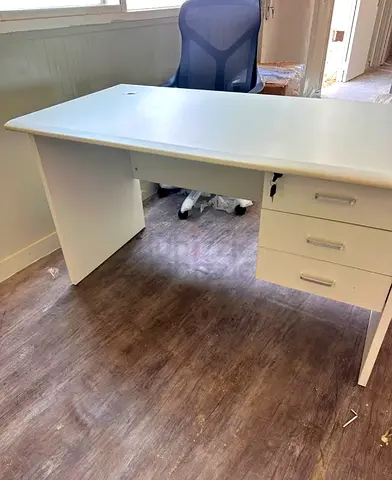 New Office Desk Size 140*70Cm