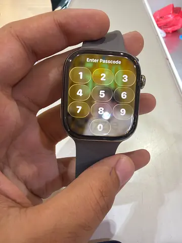 Apple Watch Series 10 cellular +gps natural taitatuim(Gray Sport Band) - 10 day use only  Condition