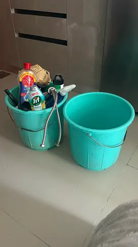 Household cleaning bucket set - gently used