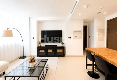 Vacant | Corner Unit | Furnished