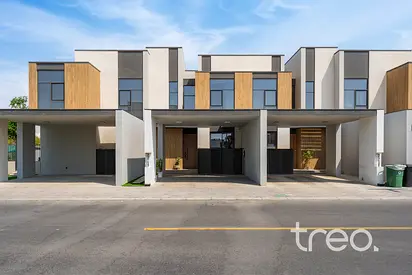 Exclusive | Bigger Plot | Vacant soon