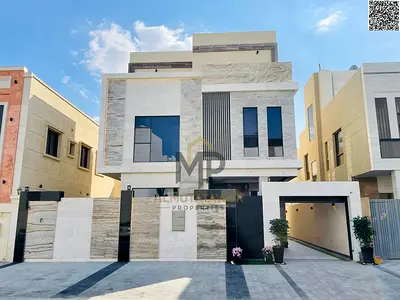فيلا جديدة مودرن بتشطيب عصري تملك حر لجميع الجنسيات بموقع مميز