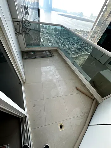 للبيع غرفة وصالة في برج تايجر 2