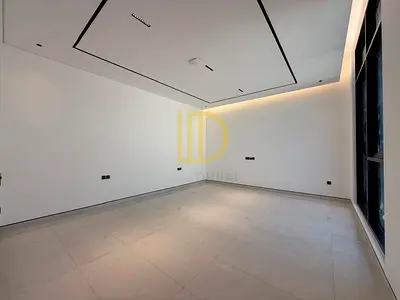 5BR Luxury Villa Rent | Lift, Pool | Next to Emirates Rd
