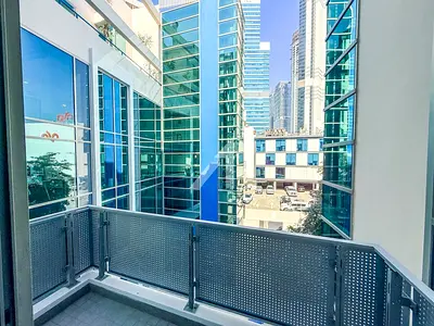 Media City Duplex Office | Private Balcony