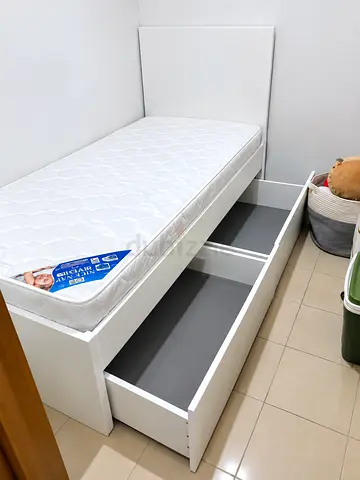 Brand new single size storage bed new good single size bed