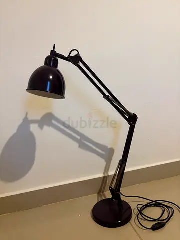 Adjustable IKEA table lamp