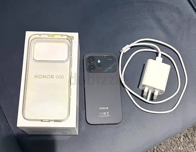 HONOR 600 5G 8GB/256GB – Excellent Condition – Box & Charger – Warranty