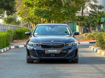 صورة 2 لـ 2023 BMW I3