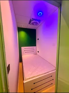 SUPER LUXURY SEPARATE CLOSE PARTITION