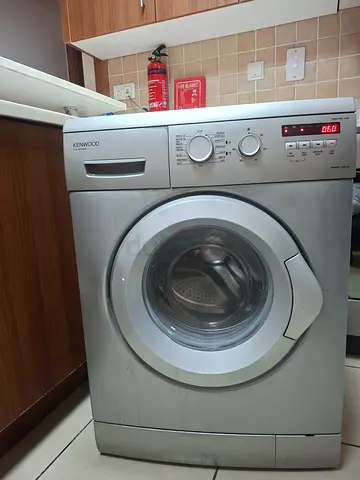 Efficient and Practical Silver KENWOOD Washing Machine