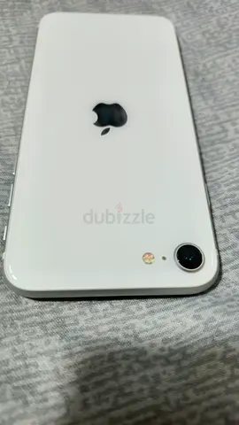 White Apple iPhone se 128gb urgent sell- Good Condition