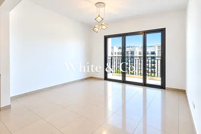 High Floor | Pool View | Bright | Vacant