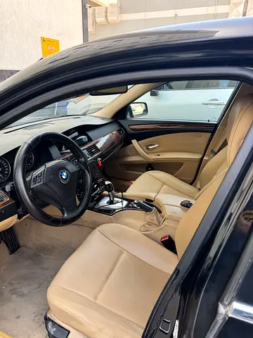 2009 BMW 5-SERIES 照片 5