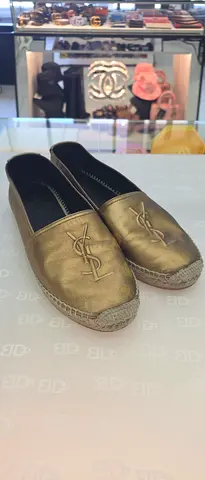YSL (Saint Laurent) Gold Leather Espadrilles - Size Unknown, Preowned