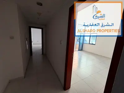 باركن فرى غرفه وصاله اتنين حمام ابراج الفالكون موقع مميز جدا تسهيلات في الدفعات قريب من الخدمات سهل المخرج لدبي والشارقه
