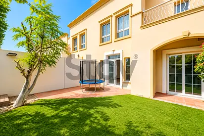 Vacant Now | Single Row | Well located for Schools