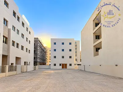 للبيع | أرض تجارية سكنية في مويلح التجارية – الشارقة