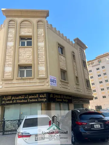 للبيع بناية بالمجرة ارضى 2زاوية