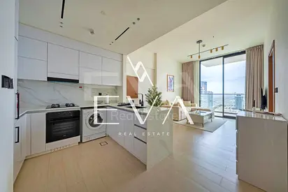 FULLY FURNISHED | VACANT | VERY HIGH FLOOR