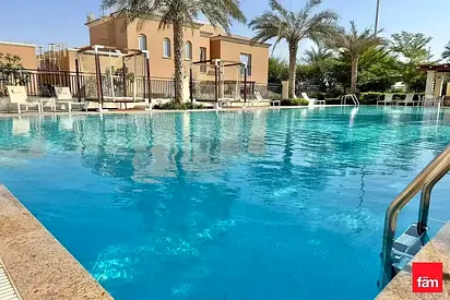 Special 2br Th | Steps From Amenities