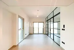 Corner Layout | Vacant | Facing Amenities