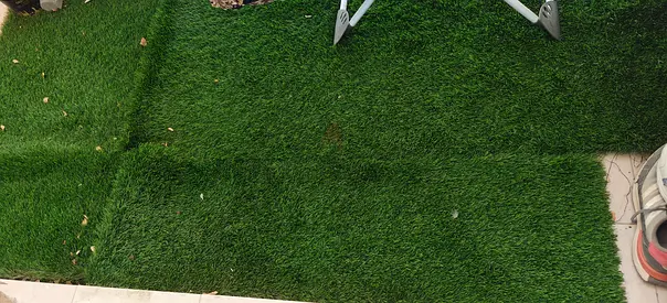 Artificial Grass Turf Roll — Good Condition, Ready to Fit
