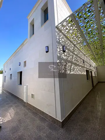 🏡 FOR SALE | SPACIOUS VILLA IN AL MANSOURA – SHARJAH ✨ Corner Villa on Two Streets | ground floor | Prime Location