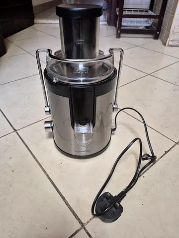 KENWOOD Juicer 300W Stainless Steel Juice Extractor