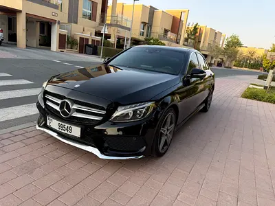 Mercedes C class// IN EXCELLENT CONDITION//  GCC // FULL SERVICE HISTORY ((FIRST OWNER)).