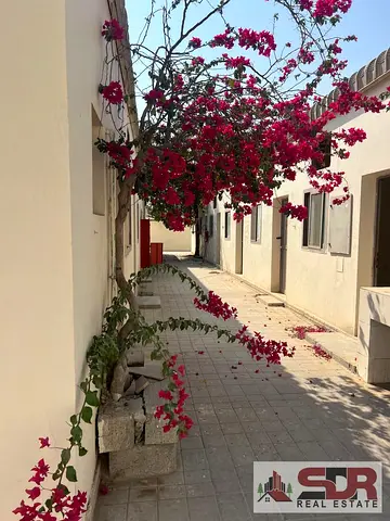 Sajja, Sharjah – Labour Camp Available 8 Rooms Available Capacity: 8 Persons per Room AED 3,200 per Room Rent includes AC, Water & Electricity Prime Location – Sajja, Sharjah Neat & Clean Ready to Mov