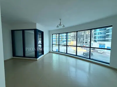 1BHK+LAUNDRY| LAKE VIEW| WITH BALCONY| VACANT UNIT| HOT DEAL|