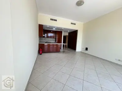 Open-Plan Studio | Courtyard Apartments | Downtown View