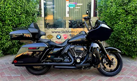 2022 HALREY ROAD GLIDE BLACK EDITION