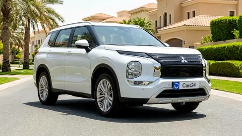 AED 1,113/month | 0 Downpayment | Free 3 Months Warranty | 30 Day Return | MITSUBISHI OUTLANDER 2025
