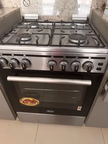 Freestanding Gas Cooker with Oven Very good condition