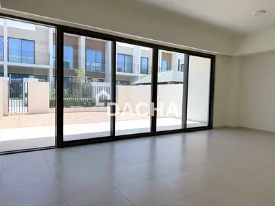 Brand New | MIddle Kitchen | Prime Location