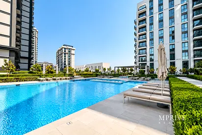 Villas View | Spacious Terrace | Vacant