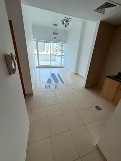 Largest 1 BR with Terrace / 920 sqft / Burj Views