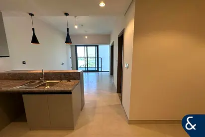One Bedroom | Upgraded | Luxury | High Floor