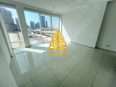 3BR Townhouse| Canal View | En-Suite | Al Reem