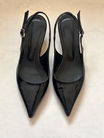 Black Pointed Kitten Heels